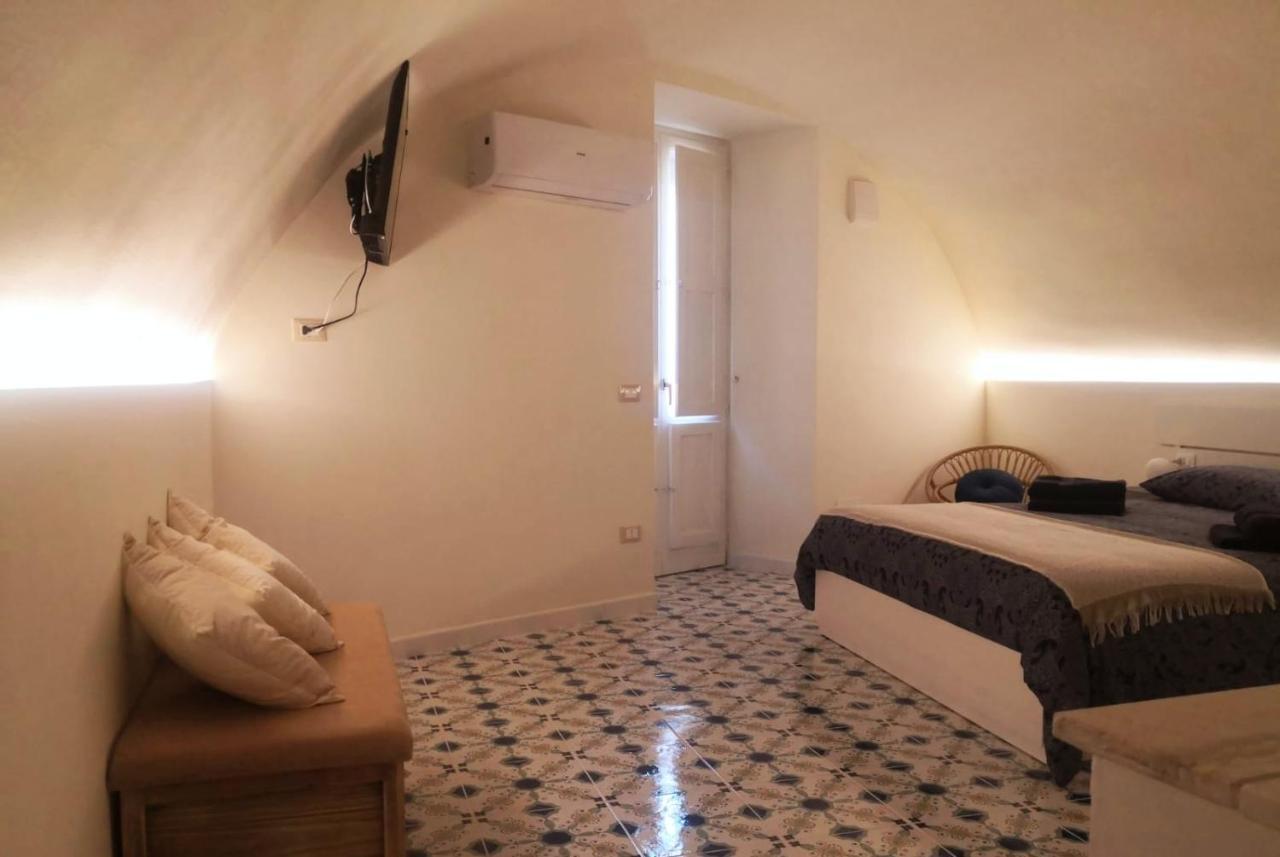 サレルノSmart House Ingresso Indipendente- Amalfi Coastアパートメント エクステリア 写真