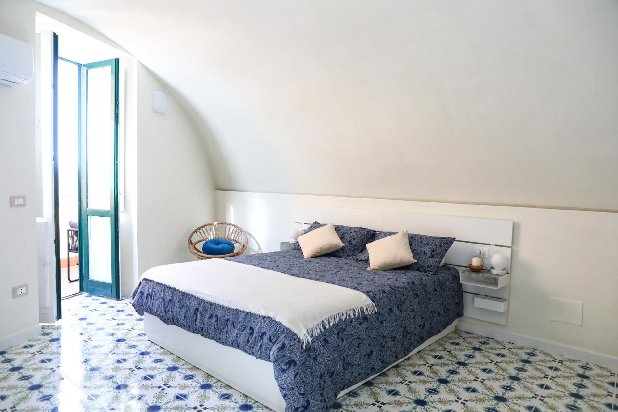 サレルノSmart House Ingresso Indipendente- Amalfi Coastアパートメント エクステリア 写真