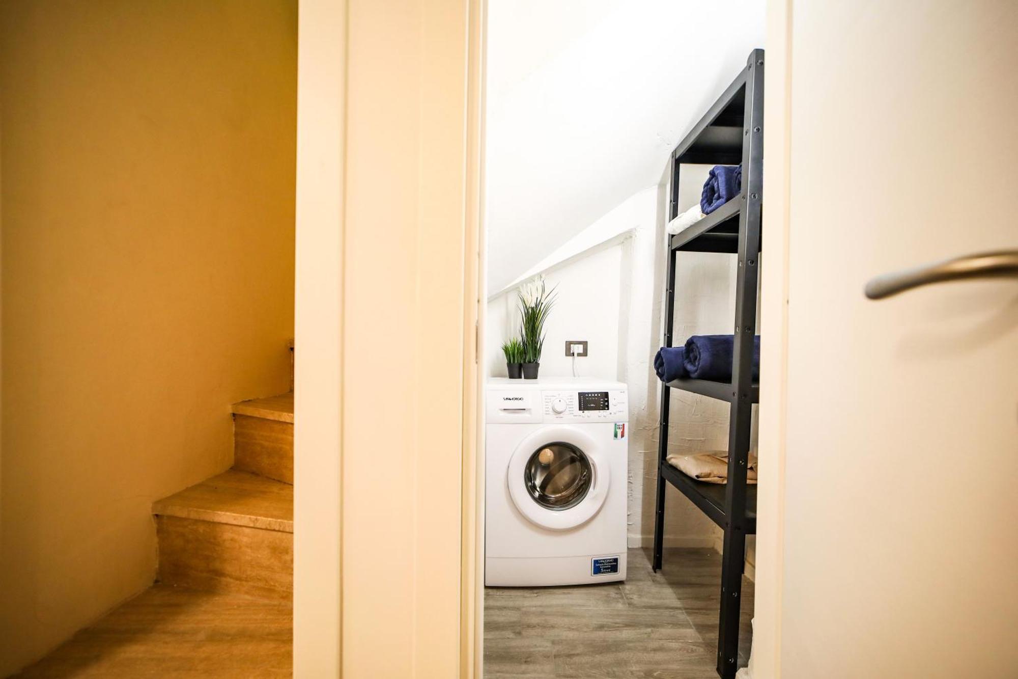 サレルノSmart House Ingresso Indipendente- Amalfi Coastアパートメント エクステリア 写真